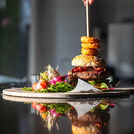 Het Maashotel Hotel 4*