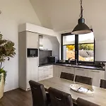 Отель Het Maashotel Broekhuizen (Limburg)