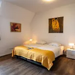 Het Maashotel Отель Broekhuizen (Limburg)