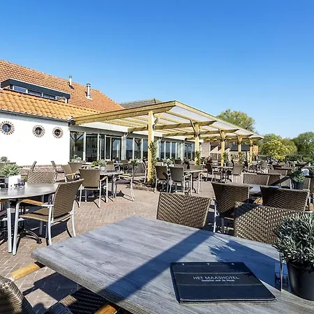 Het Maashotel Broekhuizen (Limburg)