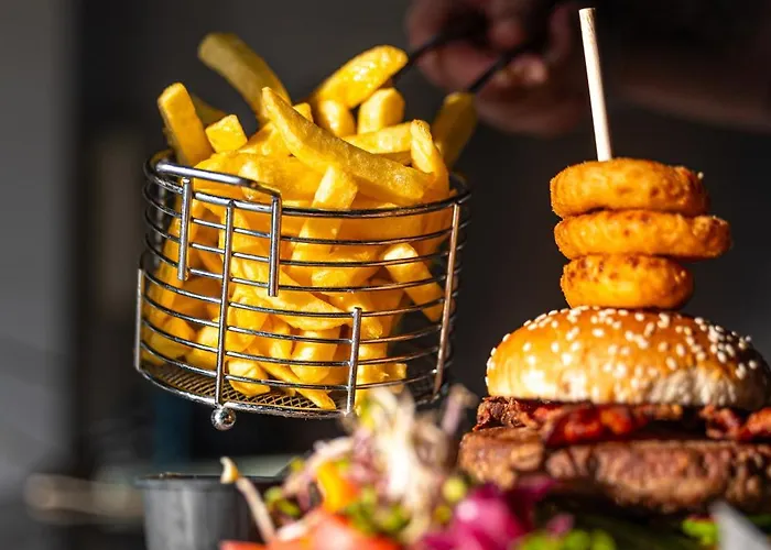 Отель Het Maashotel